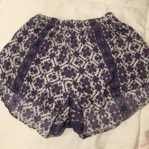 Brandy Melville flowy printed shorts